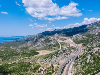 The road out of Zadar Airport